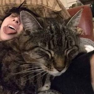 Meet your Posher, Carly